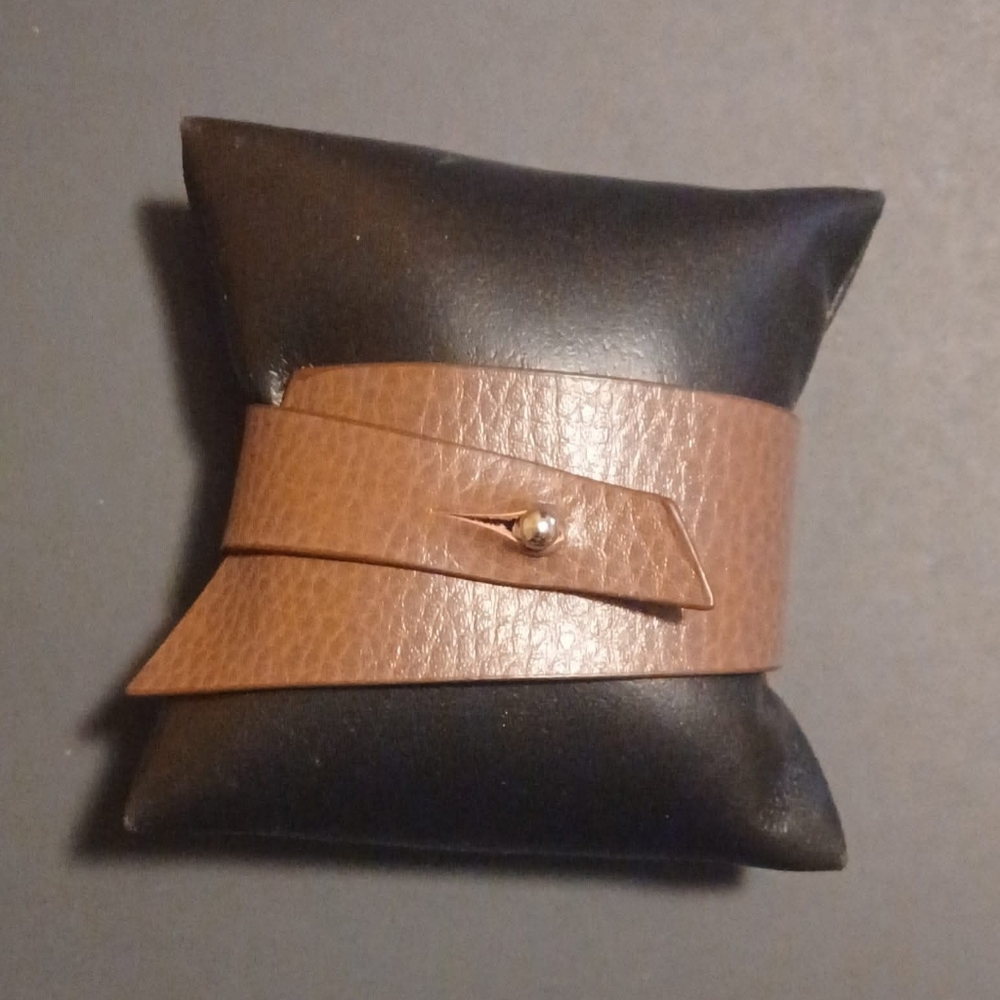 Paparazzi Tan Leather Wristband